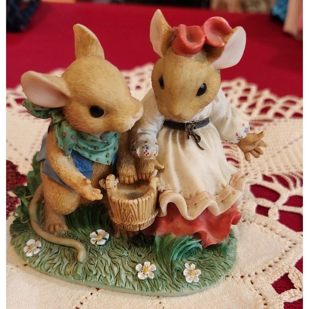 Mouse Tales Figurine ENESCO Jack & Jill Numbered Signed